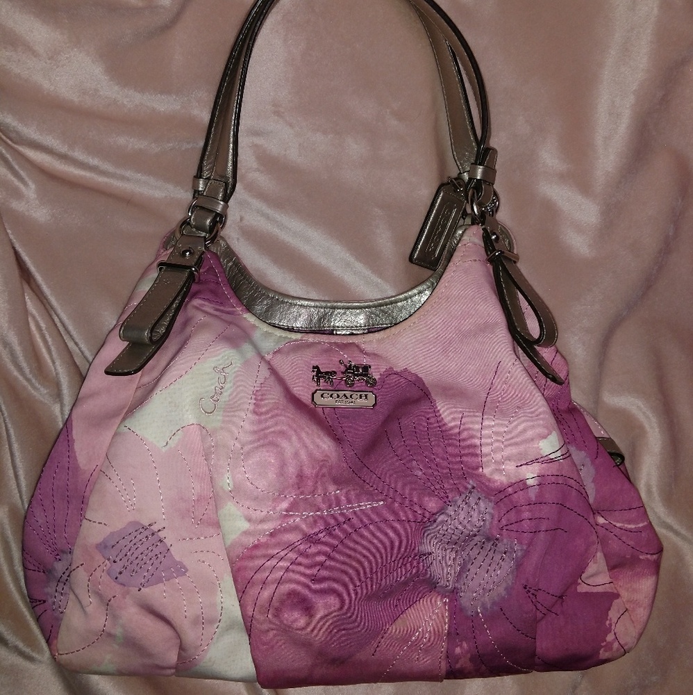 SOLD GORGEOUS Coach purse